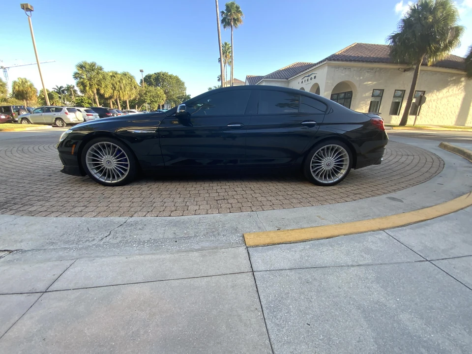 2018 BMW Alpina B6 - Image 12 of 31