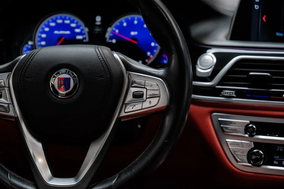 2018 BMW Alpina B7 - Image 20 of 21