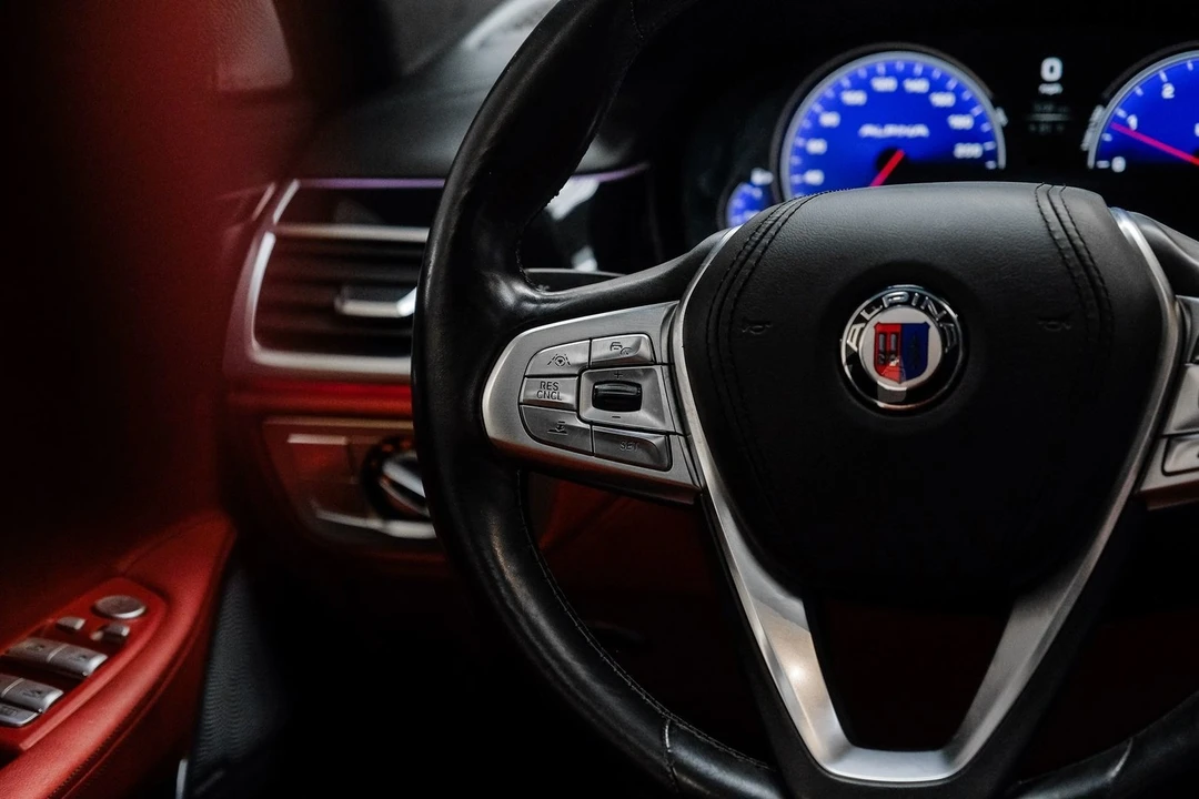 2018 BMW Alpina B7 - Image 19 of 21