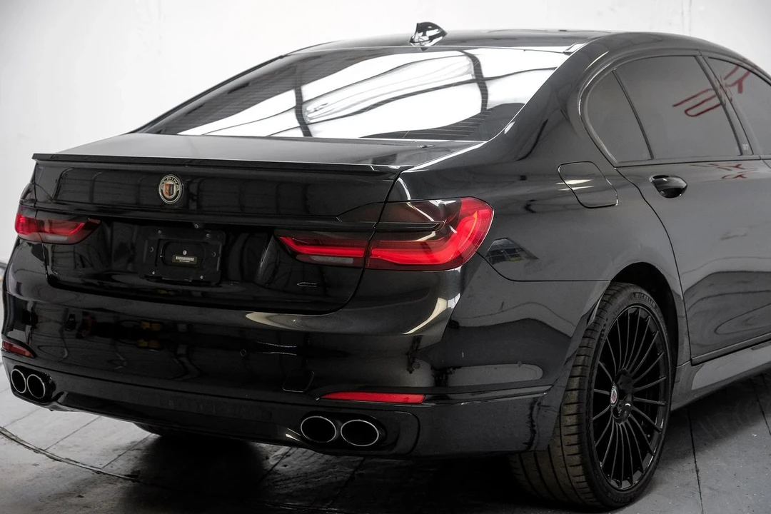 2018 BMW Alpina B7 - Image 11 of 21