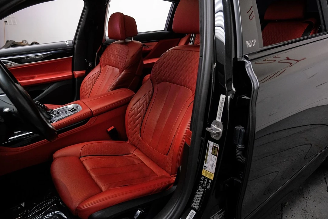 2018 BMW Alpina B7 - Image 5 of 21
