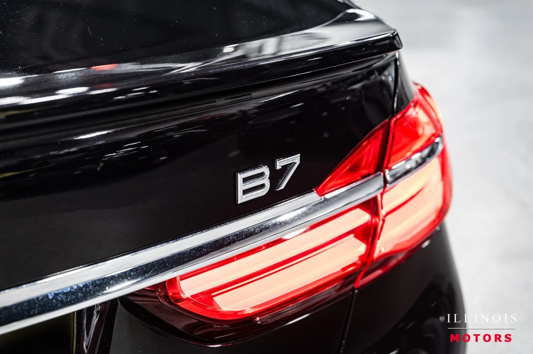 2018 BMW Alpina B7 - Image 16 of 21