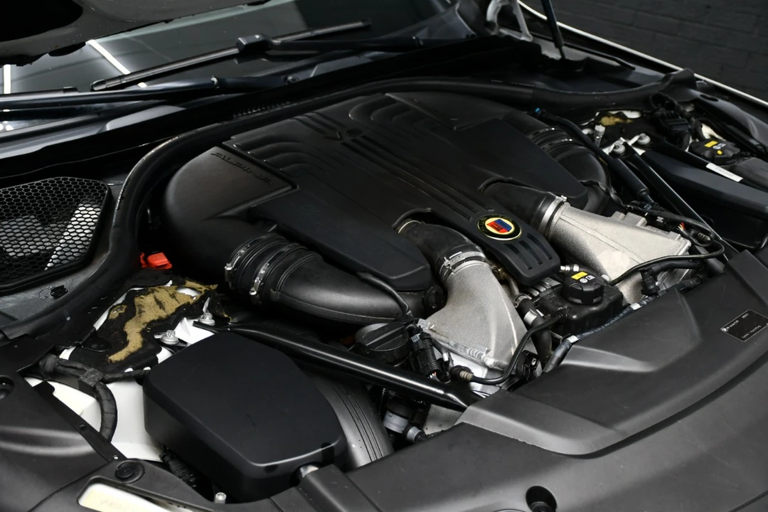 2018 BMW Alpina B7 - Image 16 of 21