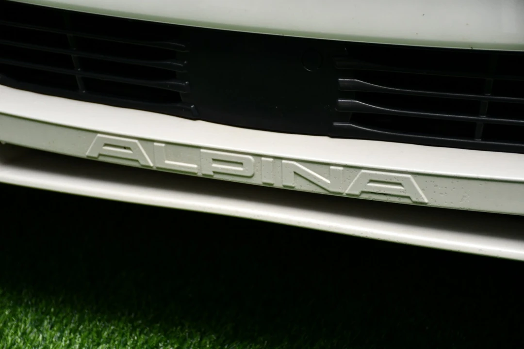 2018 BMW Alpina B7 - Image 8 of 21