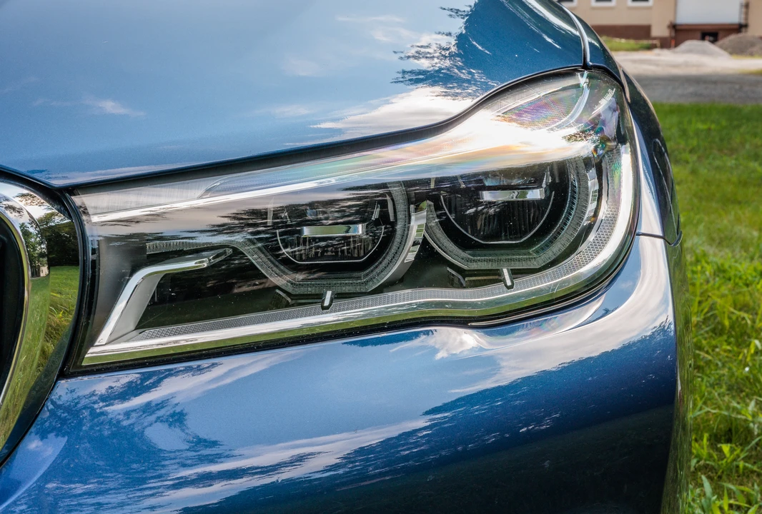 2018 BMW Alpina B7 - Image 27 of 31