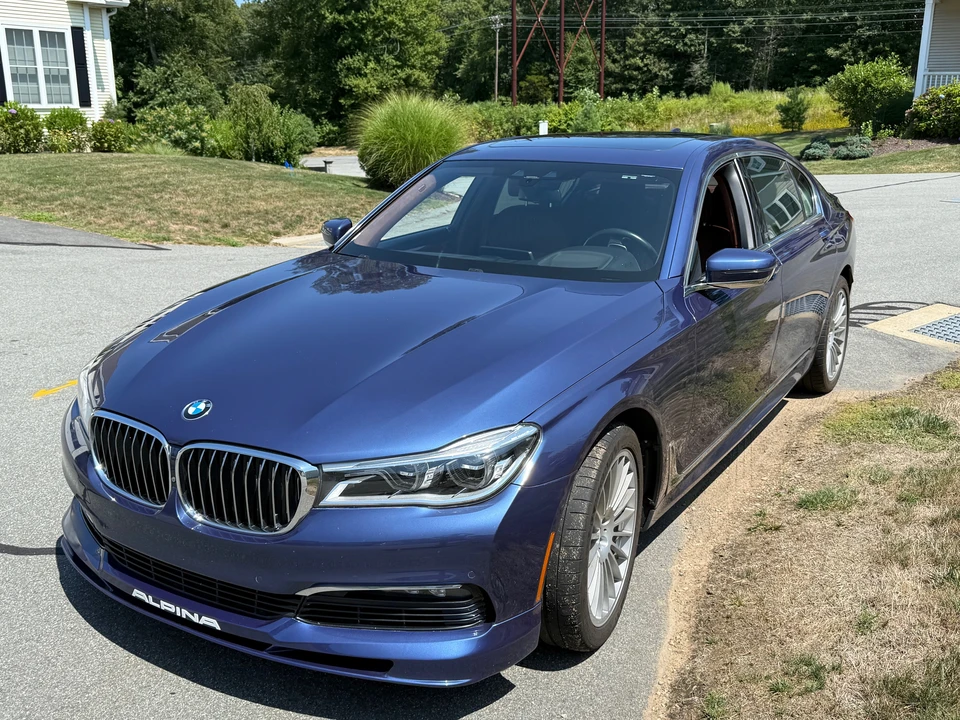 2018 BMW Alpina B7 - Image 14 of 31
