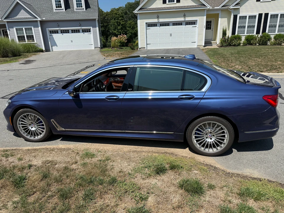 2018 BMW Alpina B7 - Image 19 of 31