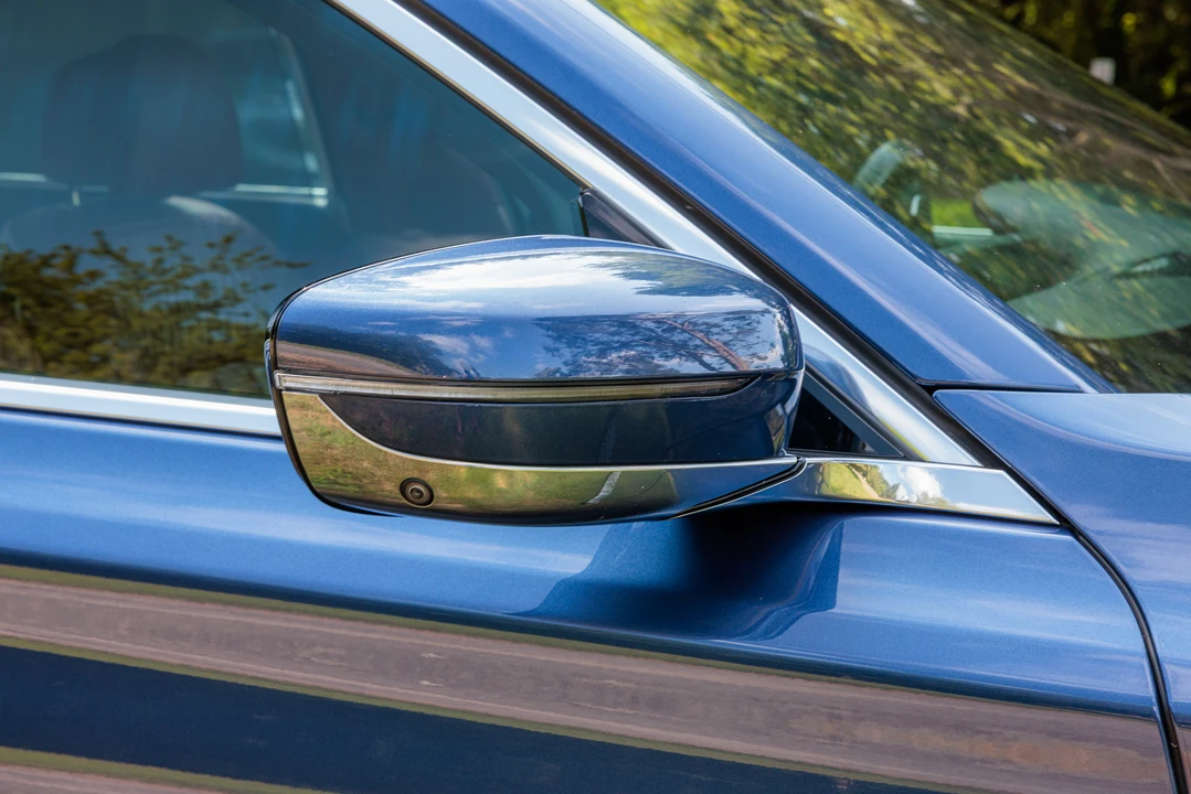 2018 BMW Alpina B7 - Image 24 of 31