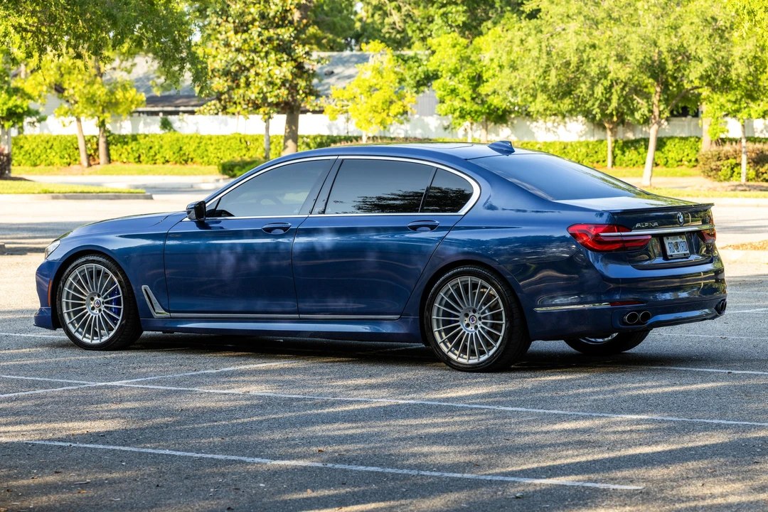 2018 BMW Alpina B7 - Image 8 of 31