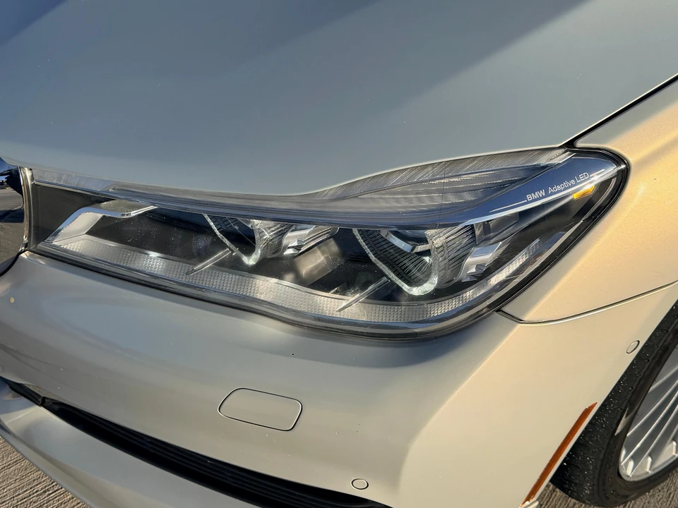 2018 BMW Alpina B7 - Image 16 of 31