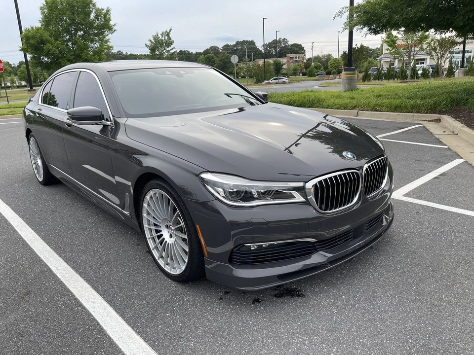 2018 BMW Alpina B7 - Image 2 of 31