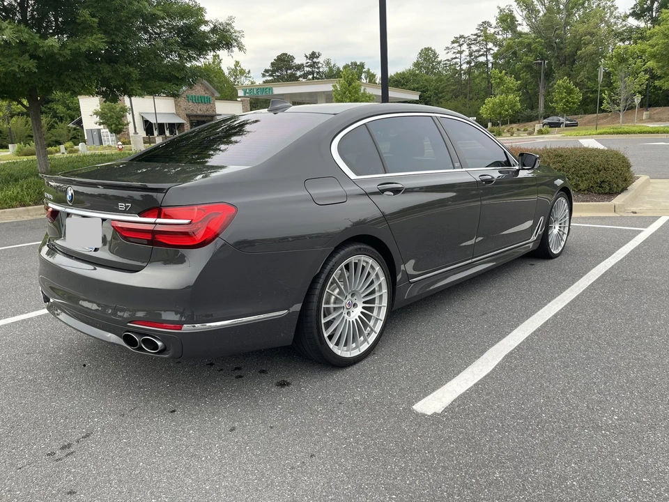 2018 BMW Alpina B7 - Image 14 of 31