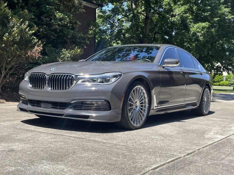 2018 BMW Alpina B7 - Image 29 of 31