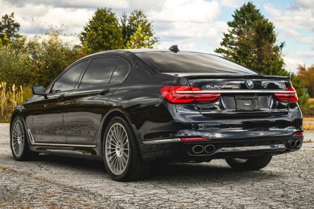 2018 BMW Alpina B7 - Image 2 of 8