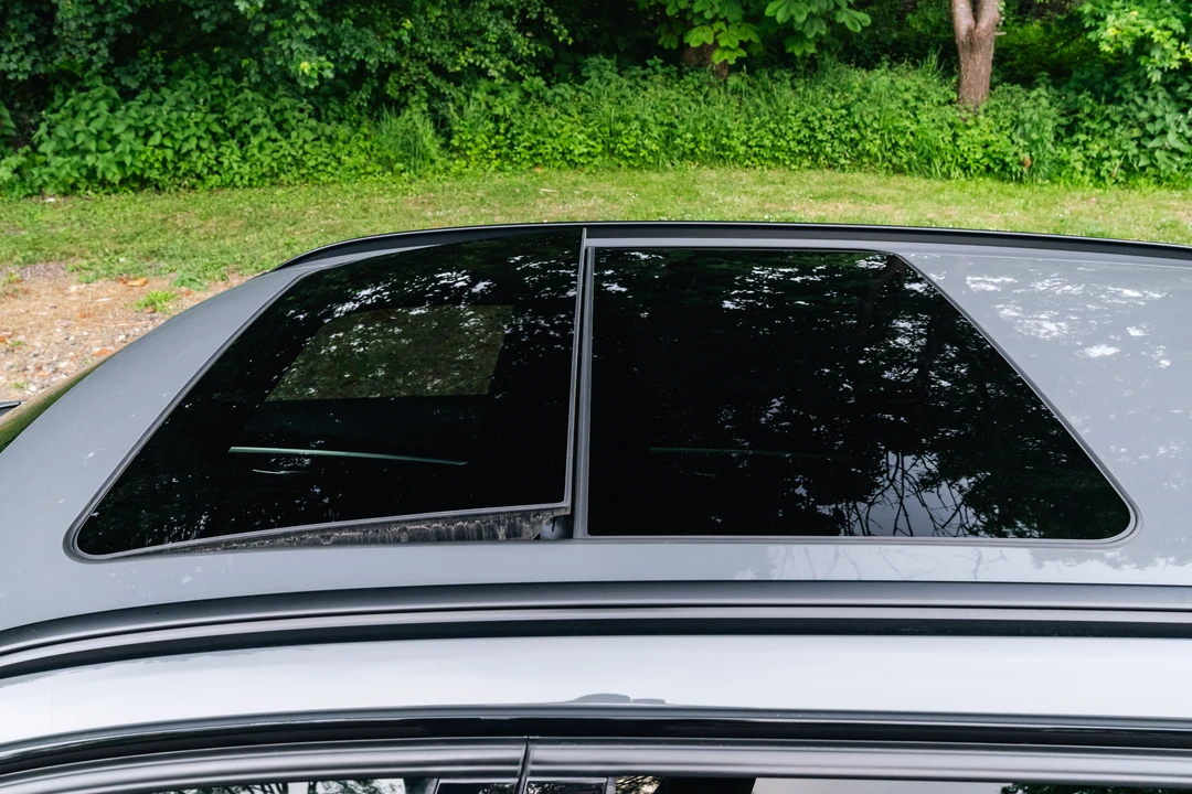 2018 BMW Alpina B3 - Image 10 of 31