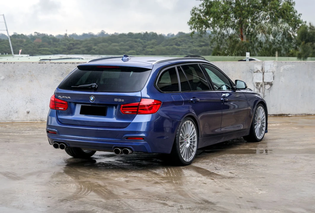 2018 BMW Alpina B3 - Image 11 of 31