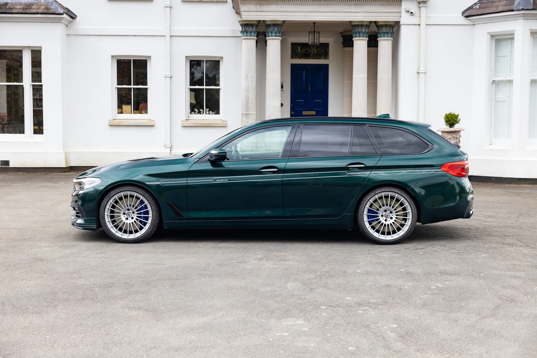 2018 BMW Alpina B5 - Image 16 of 31