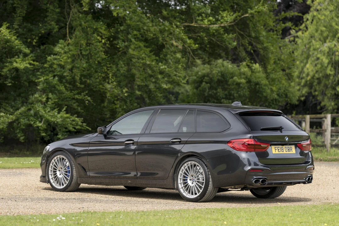 2018 BMW Alpina B5 - Image 5 of 31
