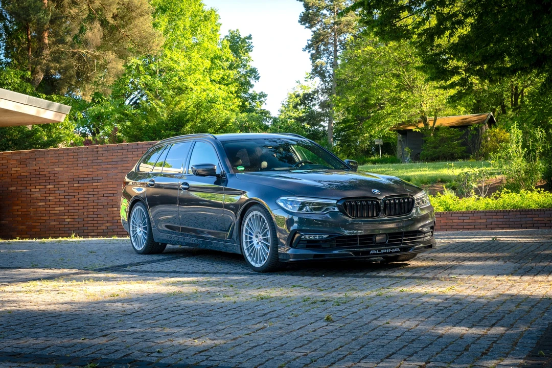2018 BMW Alpina B5 - Image 12 of 31
