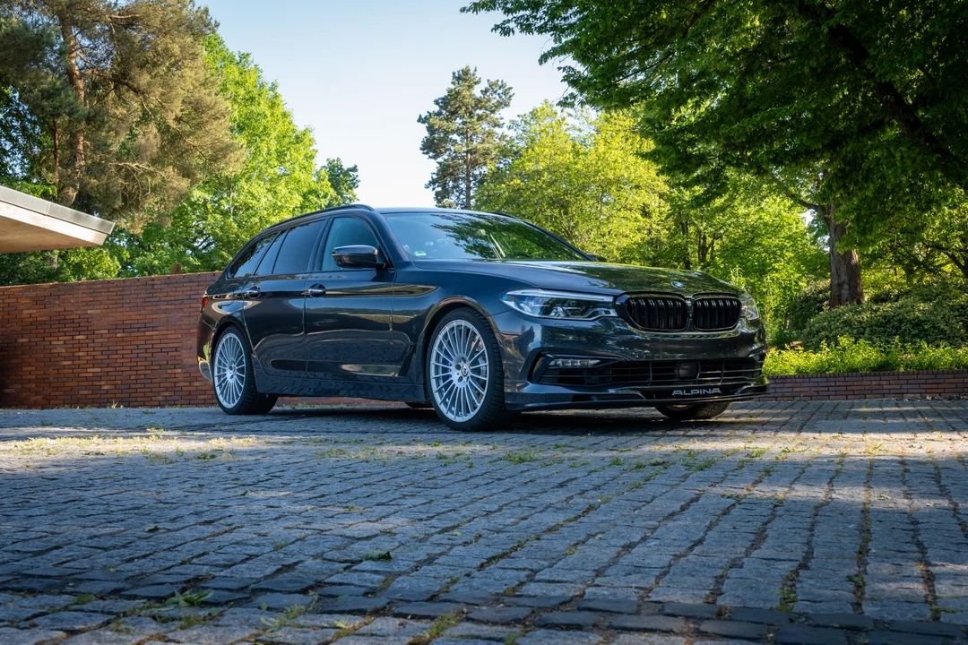 2018 BMW Alpina B5 - Image 14 of 31