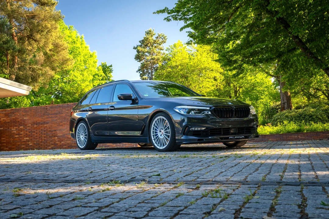 2018 BMW Alpina B5 - Image 7 of 31