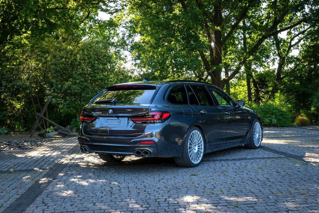2018 BMW Alpina B5 - Image 4 of 31