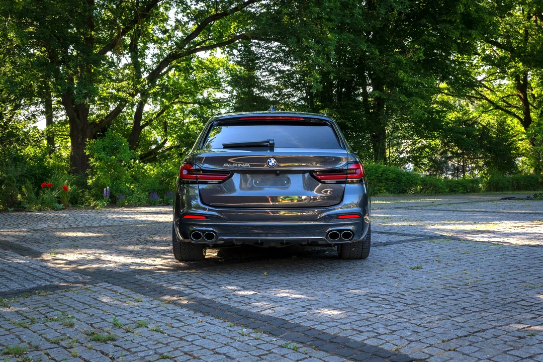 2018 BMW Alpina B5 - Image 20 of 31