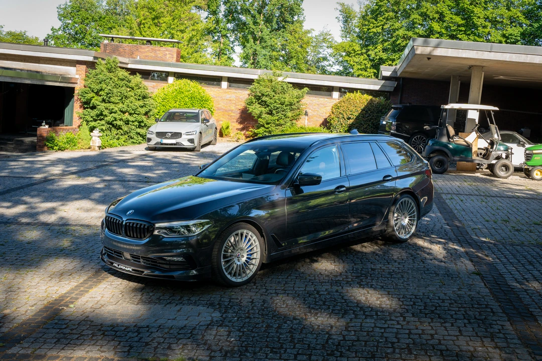 2018 BMW Alpina B5 - Image 25 of 31