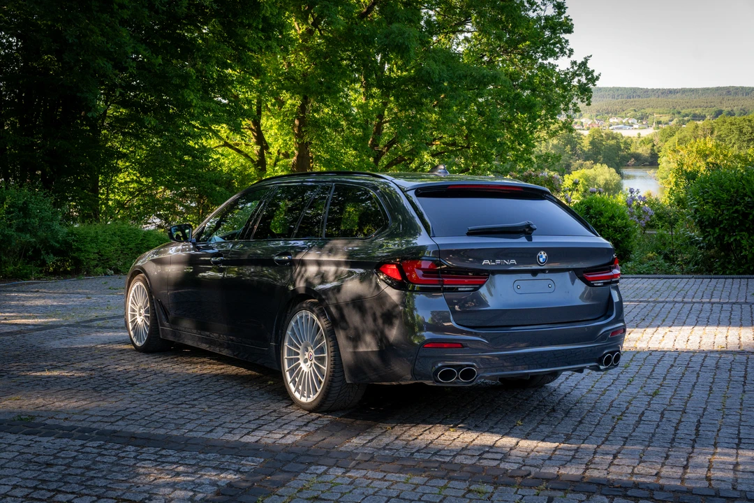2018 BMW Alpina B5 - Image 30 of 31