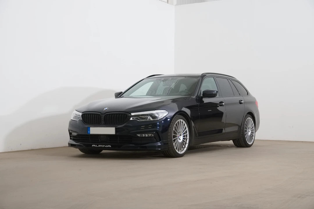 2018 BMW Alpina B5 - Image 3 of 31