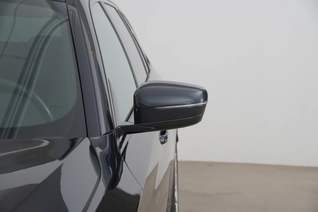 2018 BMW Alpina B5 - Image 24 of 31