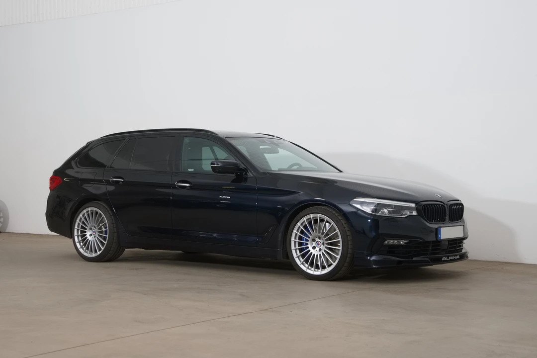 2018 BMW Alpina B5 - Image 9 of 31