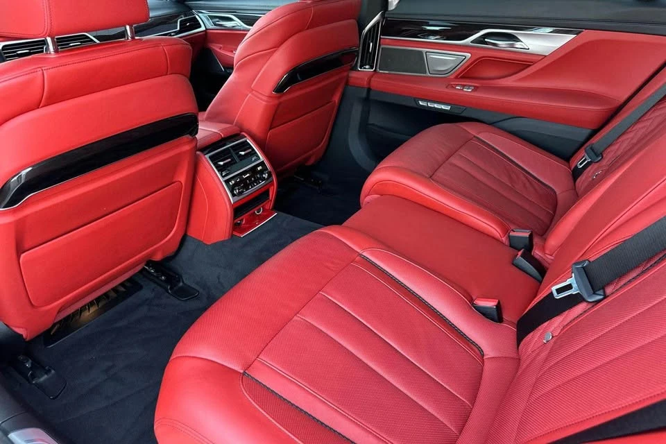 2018 BMW Alpina B7 - Image 11 of 20