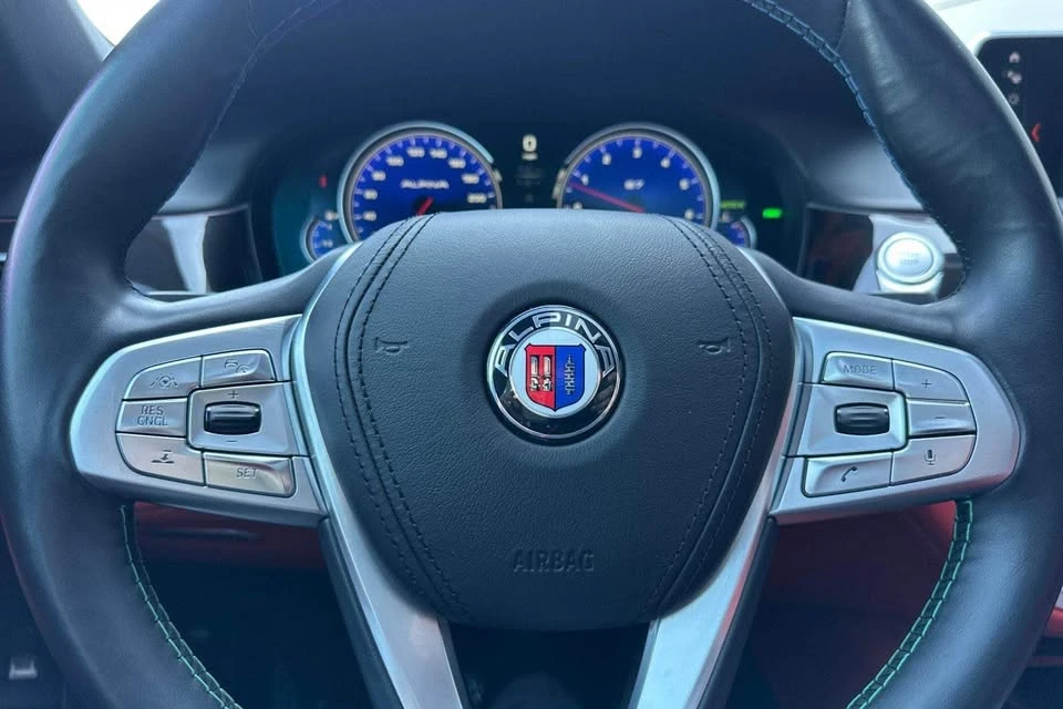 2018 BMW Alpina B7 - Image 8 of 20