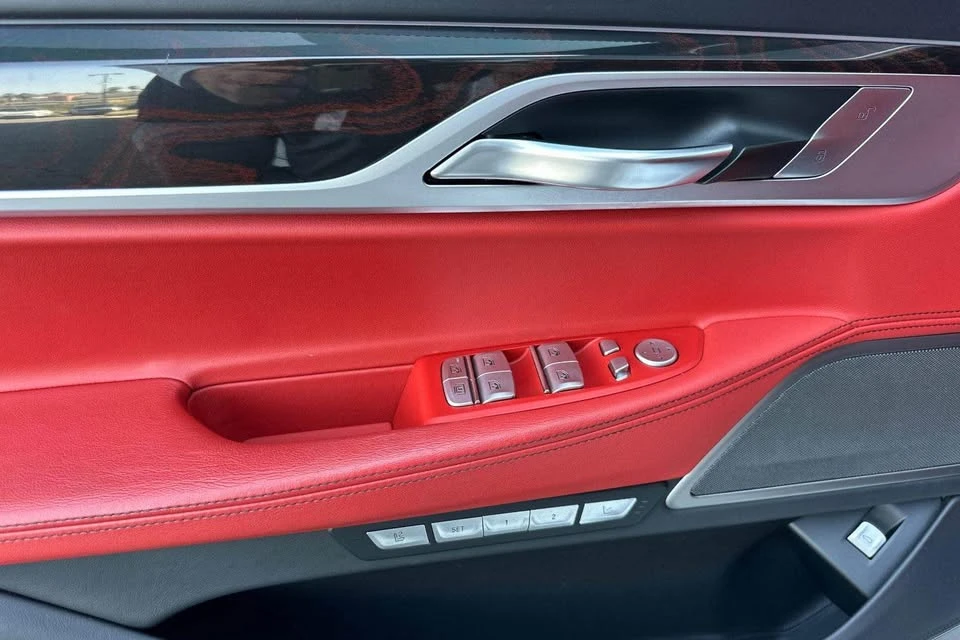 2018 BMW Alpina B7 - Image 18 of 20