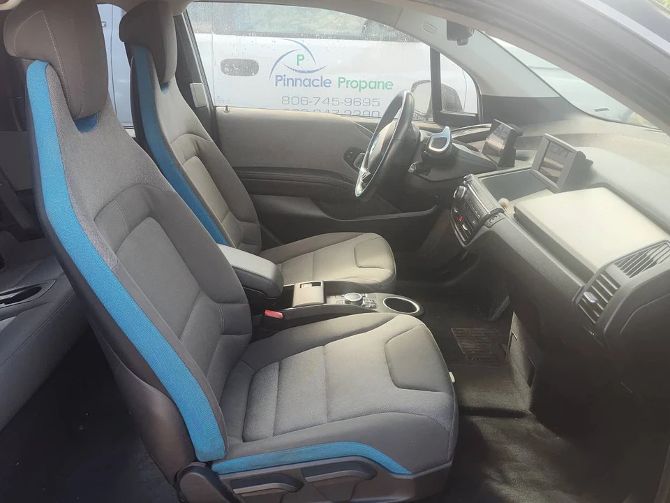 2018 BMW i3 - Image 11 of 21
