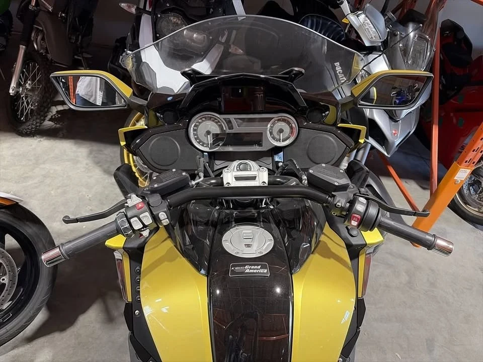 2018 BMW K1600 - Image 11 of 17