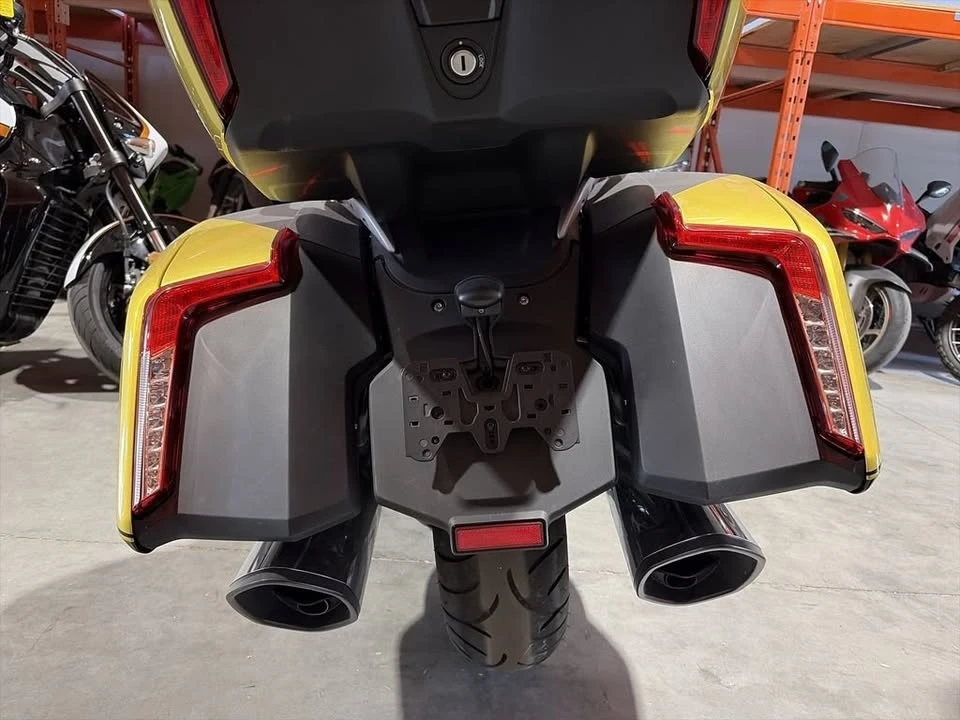 2018 BMW K1600 - Image 17 of 17