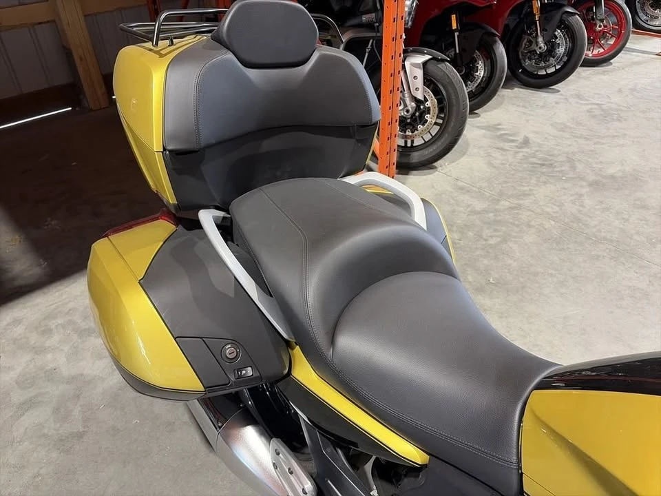 2018 BMW K1600 - Image 16 of 17