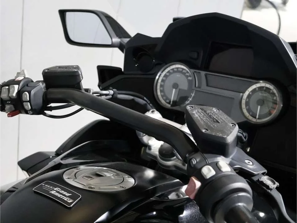 2018 BMW K1600 - Image 14 of 15