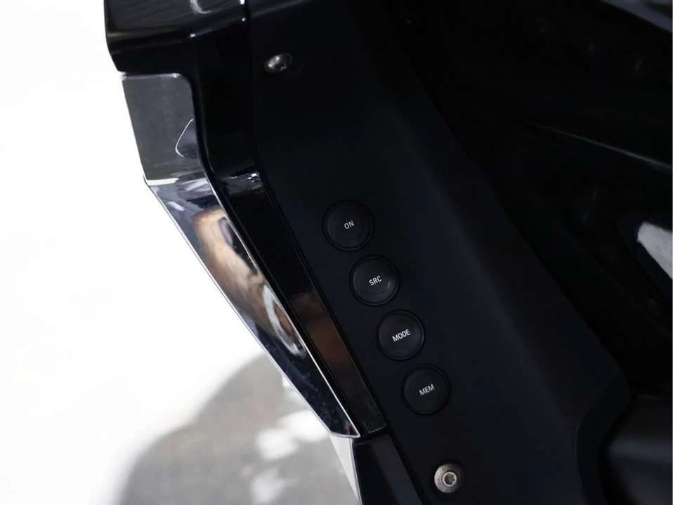 2018 BMW K1600 - Image 9 of 15