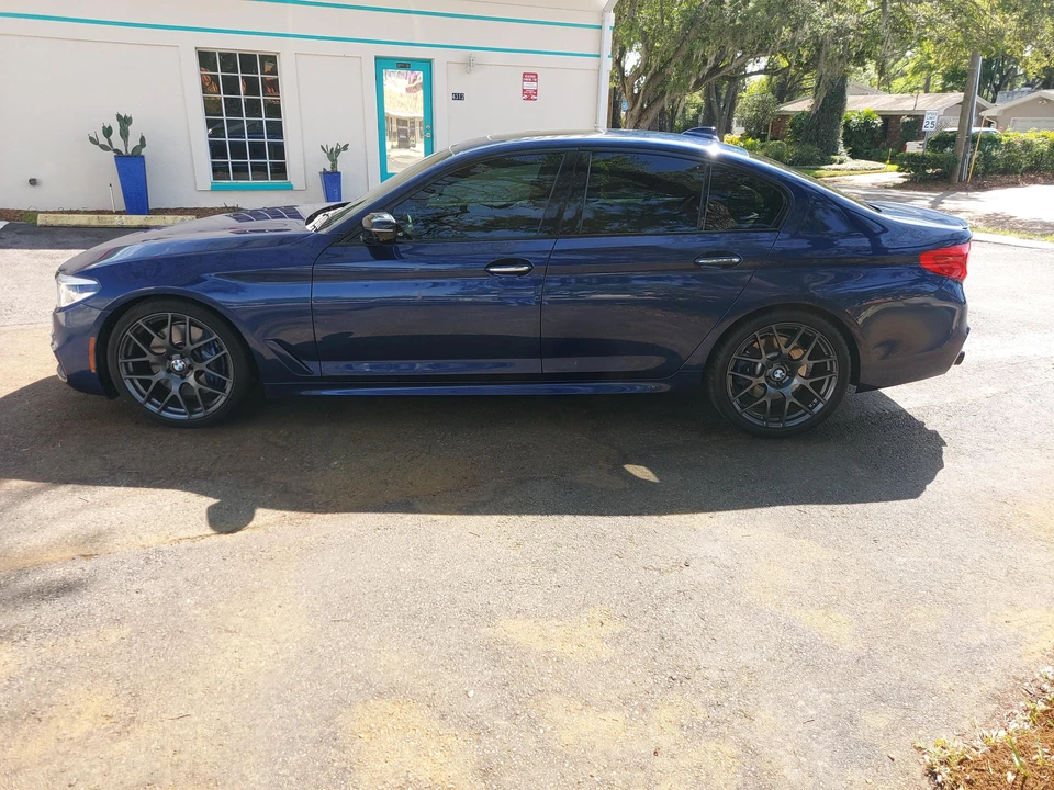 2018 BMW G30 M550i & M550d Sedan - Image 11 of 30