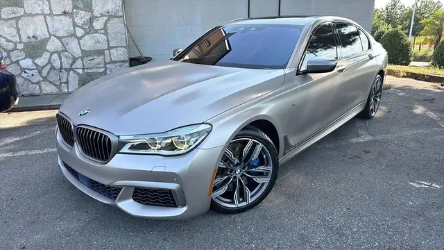 2018 BMW M760i V12