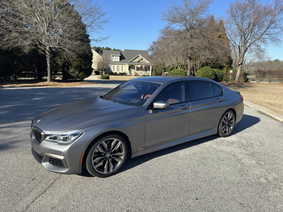 2018 BMW G11/G12 750i & M760i Sedan - Image 8 of 31