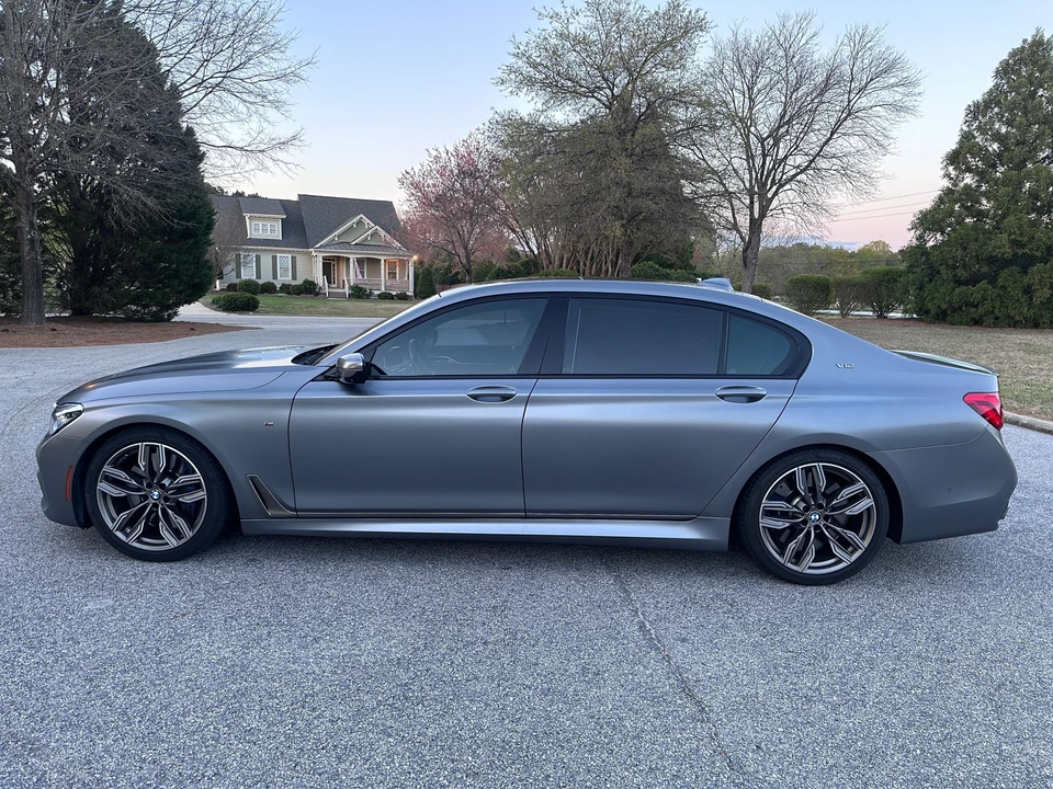 2018 BMW G11/G12 750i & M760i Sedan - Image 11 of 31