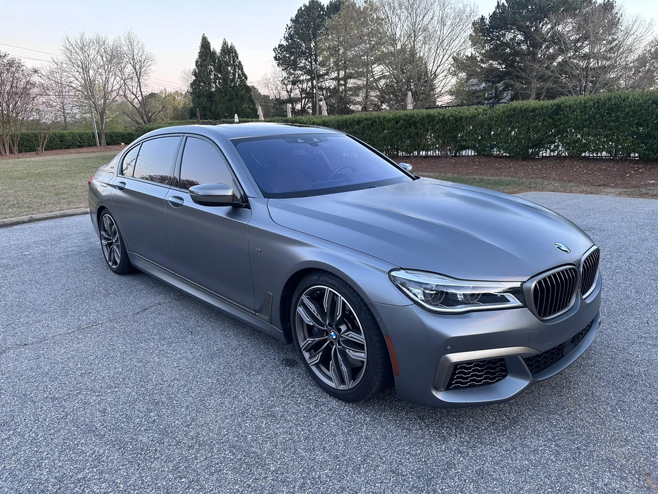 2018 BMW G11/G12 750i & M760i Sedan - Image 19 of 31