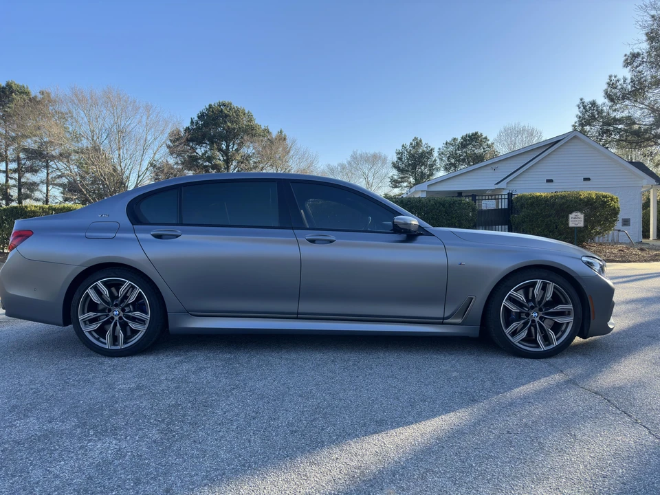 2018 BMW G11/G12 750i & M760i Sedan - Image 17 of 31
