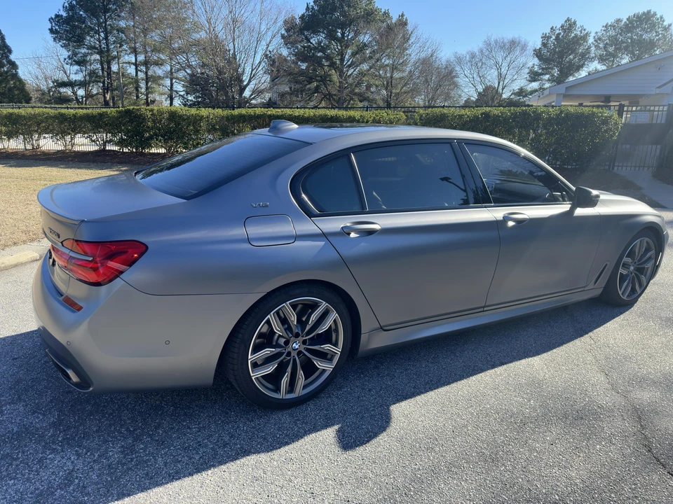 2018 BMW G11/G12 750i & M760i Sedan - Image 16 of 31