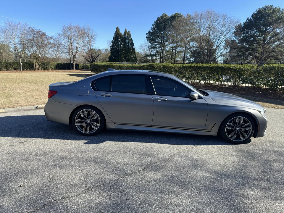 2018 BMW G11/G12 750i & M760i Sedan - Image 18 of 31