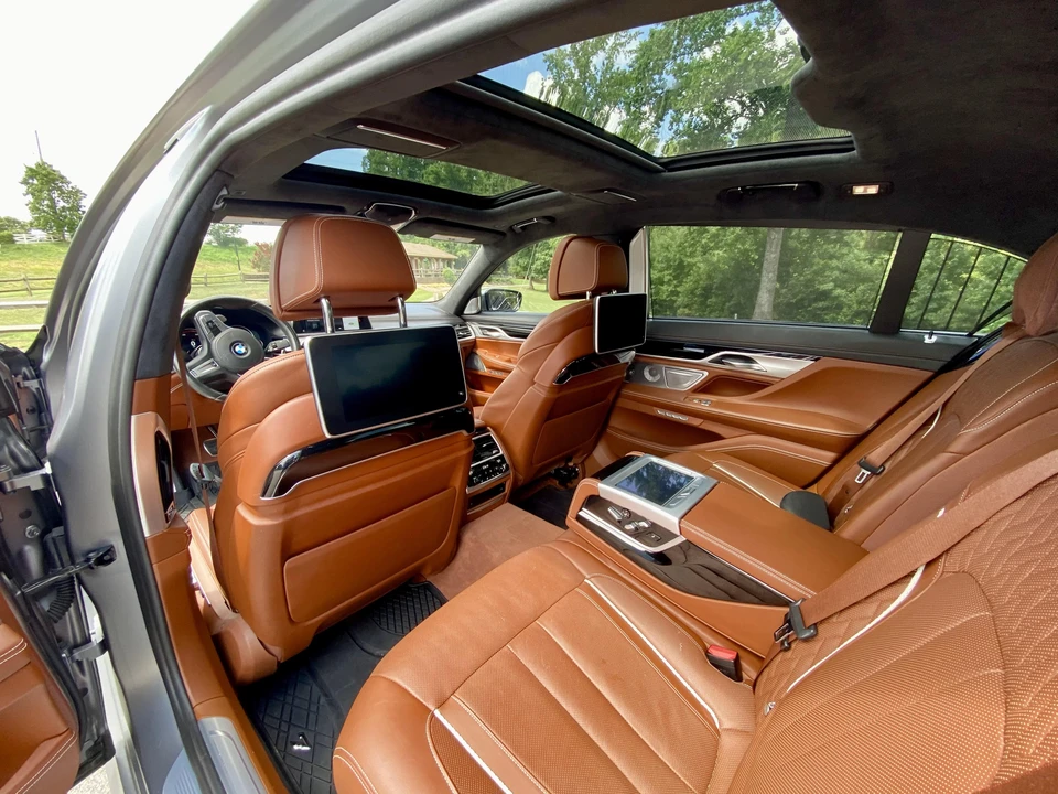 2018 BMW G11/G12 750i & M760i Sedan - Image 29 of 31